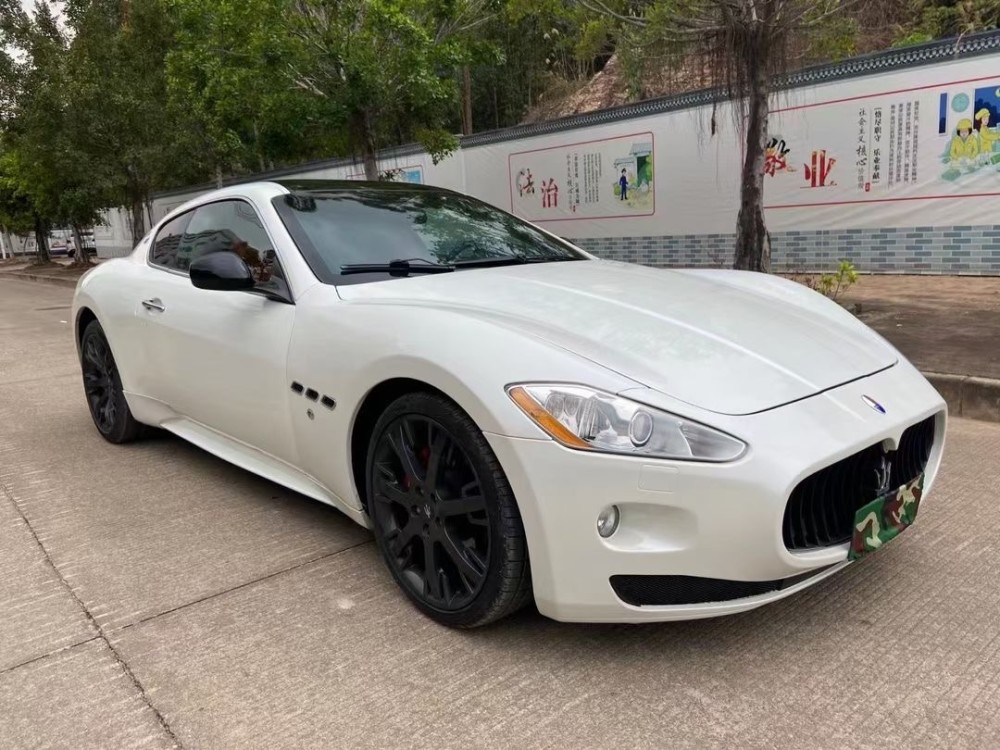 开玛莎拉蒂算有钱人吗(保时捷718为什么叫女人车)