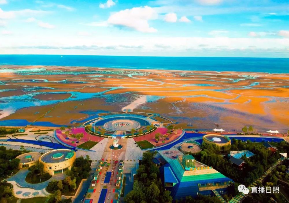 刘家湾赶海园黄海之畔的日照是一座色彩之城充满了蓬勃的活力张扬着