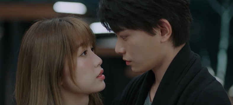 月光变奏曲官宣预告虞书欣地咚丁禹兮亲密吻戏甜到蛀牙