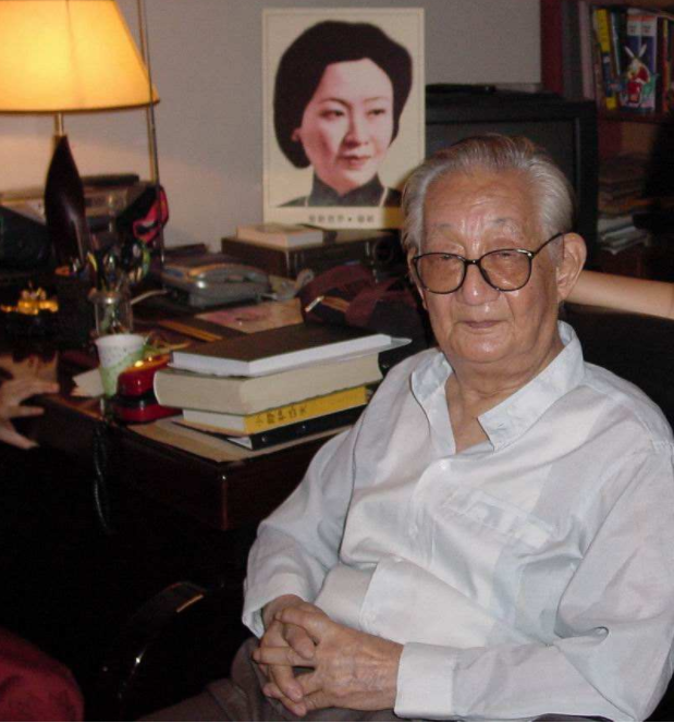 他是末代皇后婉容的亲弟一生坎坷退休后行医济世享年95岁