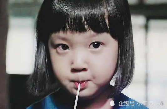 珍珠《请回答1988》是一部非常经典,质量也很高的韩剧,不少观众甚至