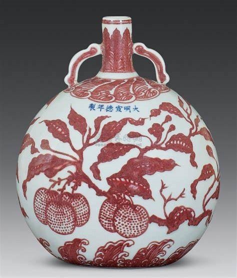 历经元明清,釉里红是如何一步步进化的?