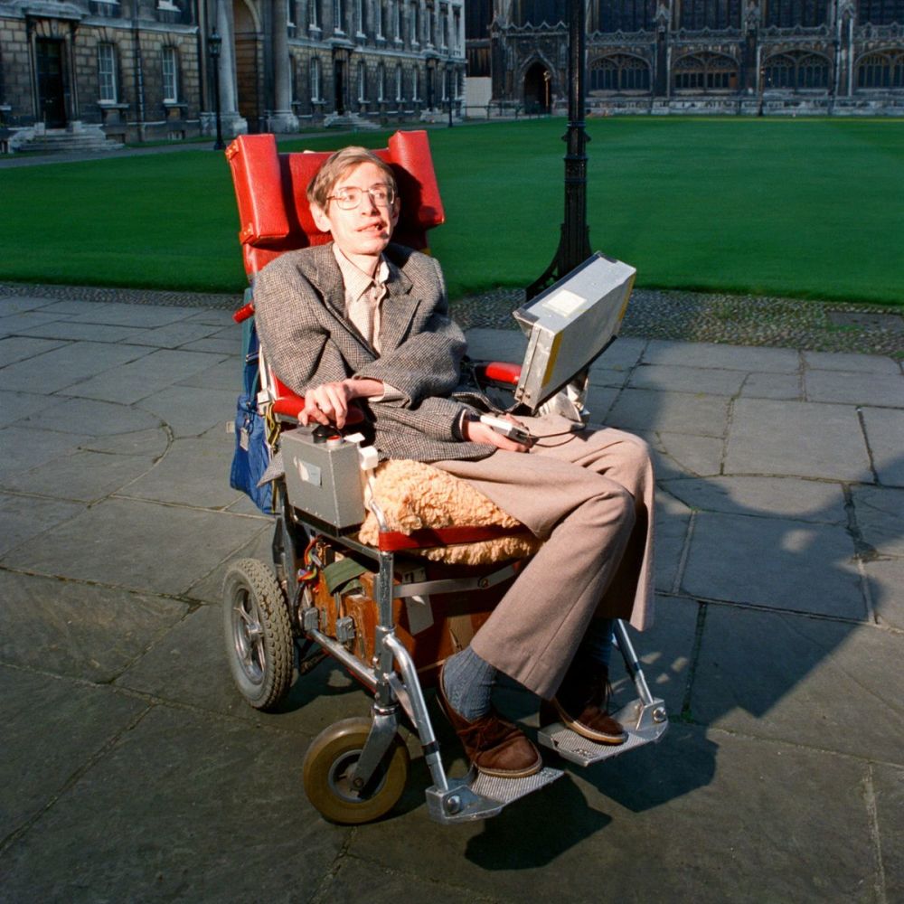 造价600万的轮椅，霍金的轮椅到底有哪些黑科技_腾讯新闻