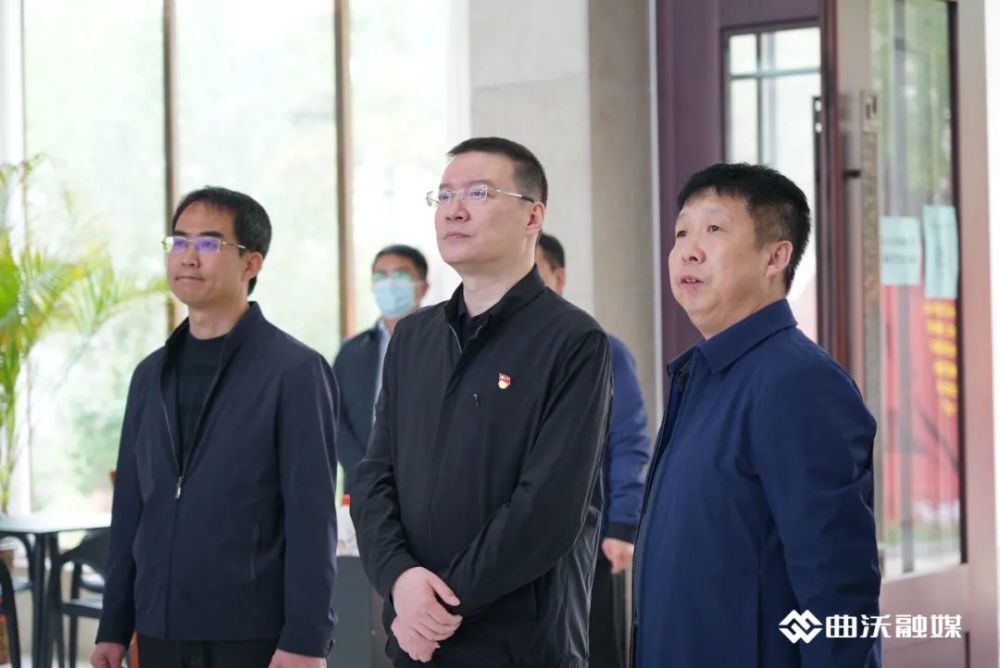 吴滨调研曲沃县开发区陆港大道建设情况