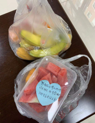 【为民办实事】外卖水果送进交警队,只是为了一声感谢!