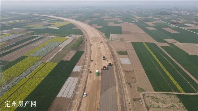 定安路至辛兴村路段路基施工新闻多一点:国道g337定州绕城改线段建成