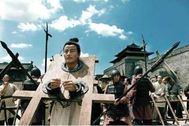 古时候株连九族为啥没人敢跑看完才明白谁跑谁是傻子