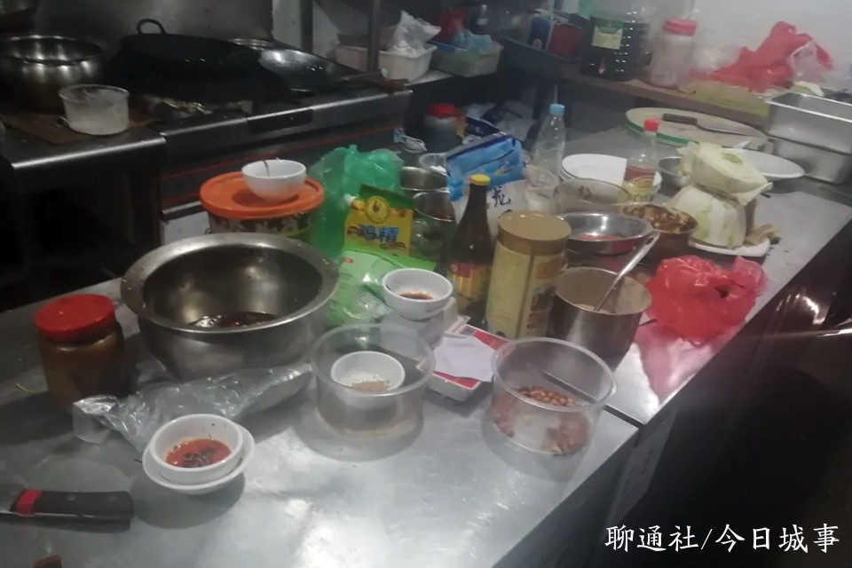 山东茌平一家驴肉馆上了"黑榜,后厨"脏乱差"不忍直视