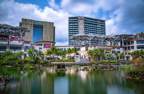 海口龙华区深免观澜湖免税城推出五月重磅促销活动