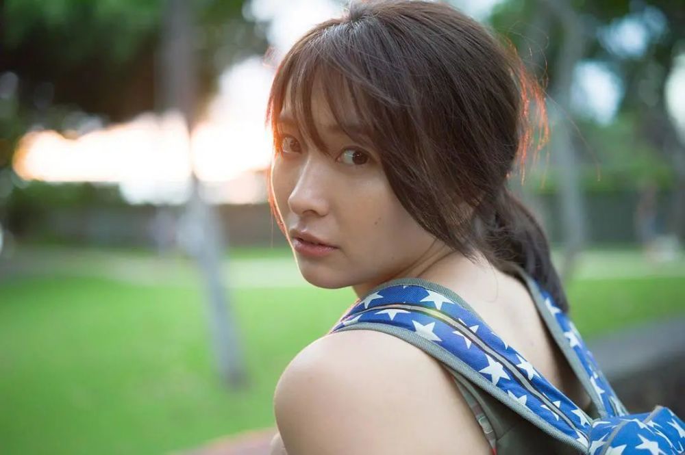 36岁山崎真实容颜艳丽身材火辣成熟日本姐姐好性感