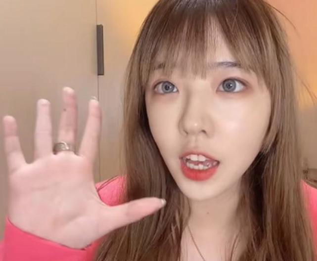 郝一点小号男友终于出镜身材和声音再度让人质疑网友这不是林锡