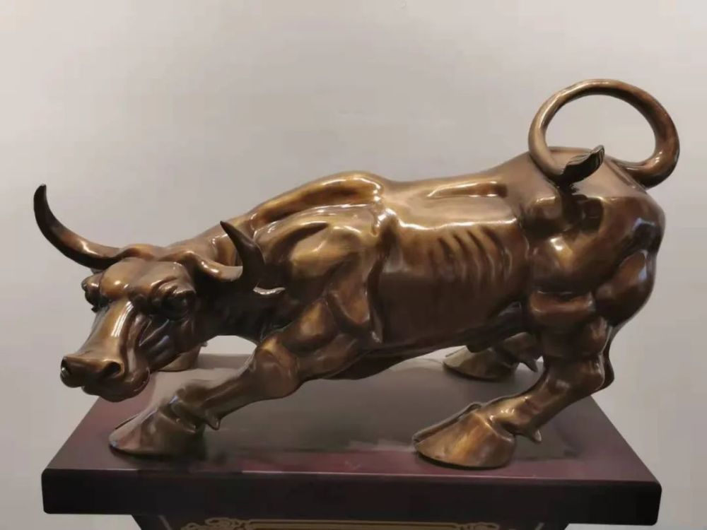 四色江西出四色铜雕铜印象公司牛系列作品华彩纷呈