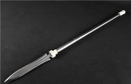 五虎将都用啥兵器?关羽青龙偃月刀,张飞丈八蛇矛,你还知道哪个_腾讯新