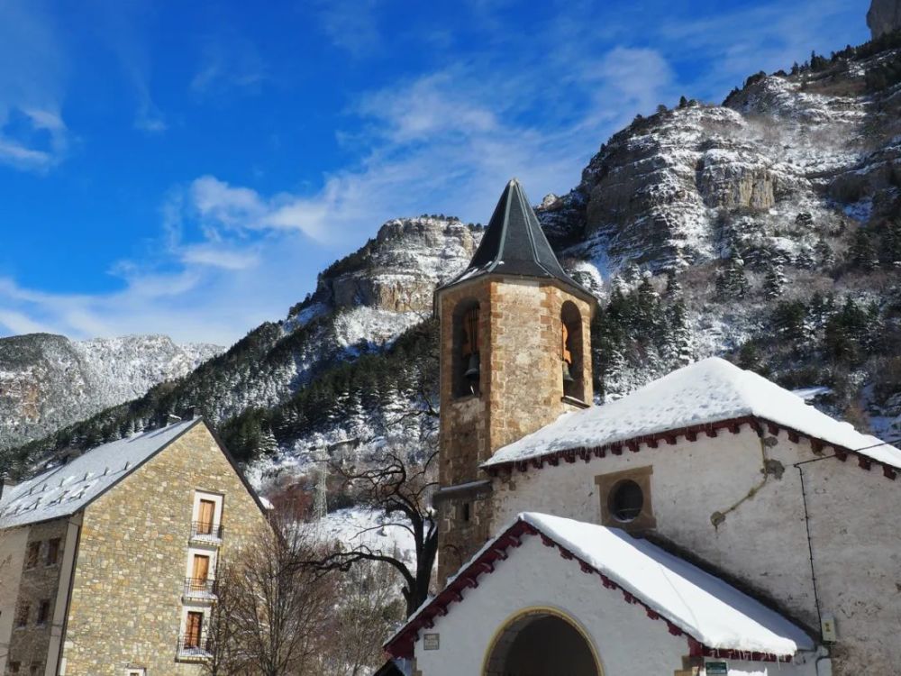 四月还能滑雪在比利牛斯山延续冬日的速度与激情