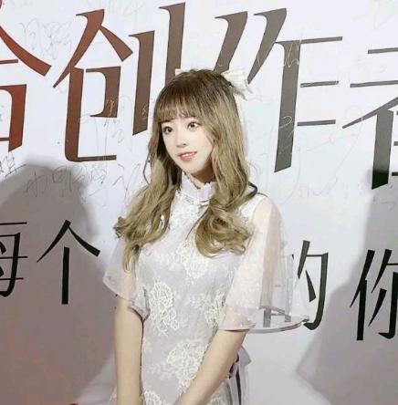 颜值崩坏郝一点线下活动难掩歪脸网友这陪玩不值520块