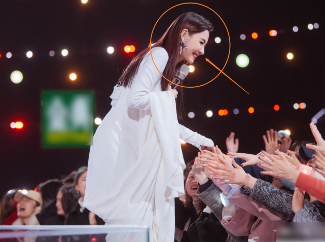 没在浪姐2成团张柏芝转头官宣新综艺看预告就知会成爆款