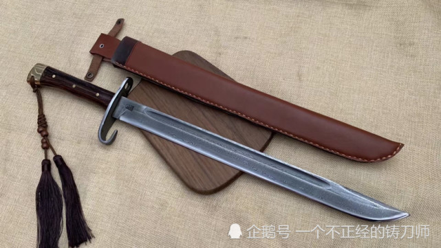 户撒精品花纹钢三八刺刀