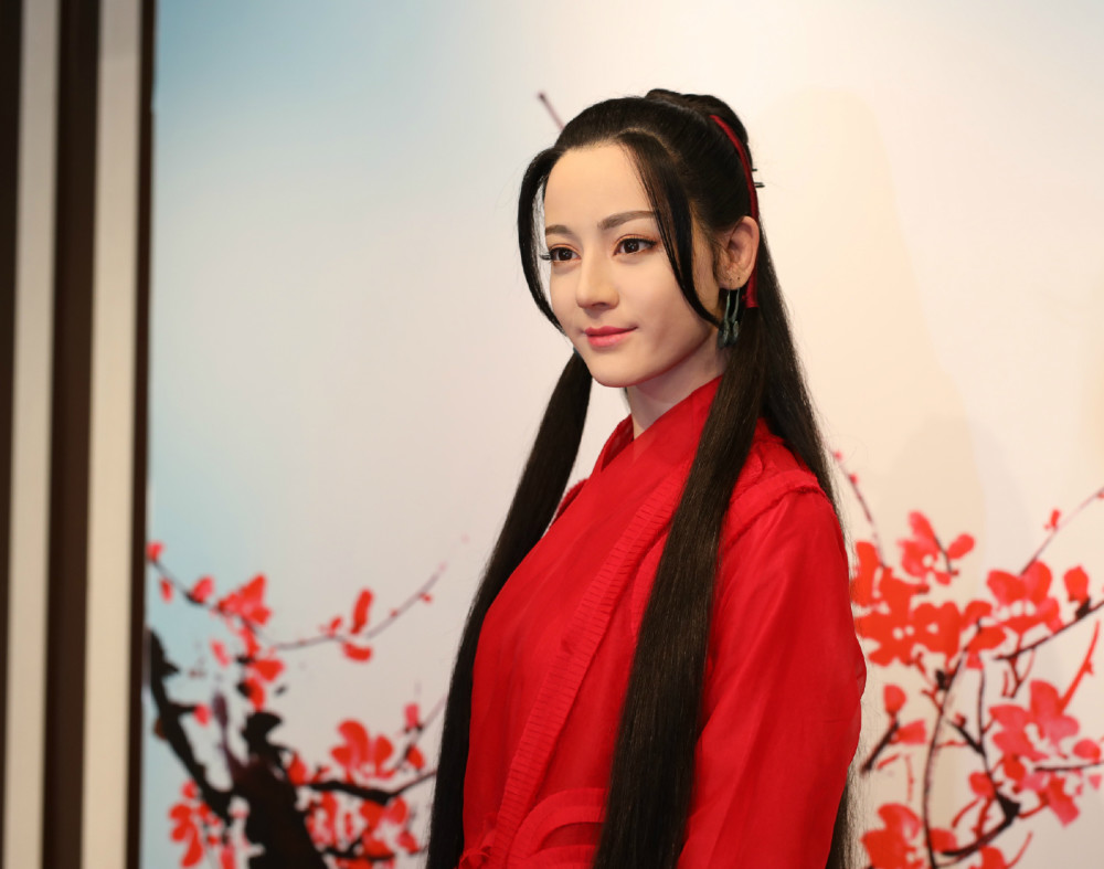 新闻明星蜡像图片大全_明星蜡像新闻_明星蜡像丑哭