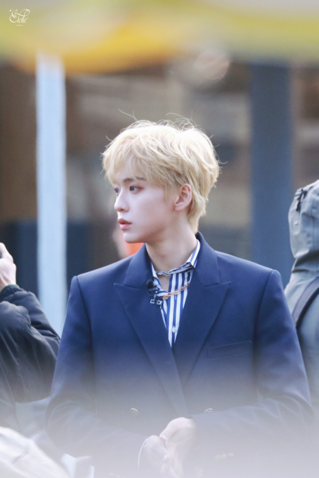 烫头宝余景天的这一系列图你拥有了吗