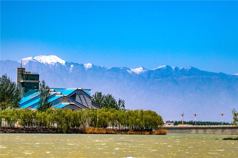 宁夏银川:贺兰晴雪