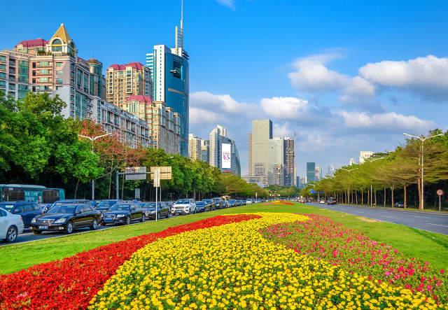 中国各城市人均gdp_中国2021人口解读:数据发生大逆转——北京上海PK结果出人意料