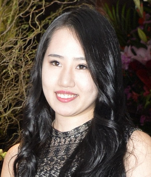 25岁女星被疑杀夫遭逮捕!嫁77岁富豪仅3个月,男方中毒暴毙家中