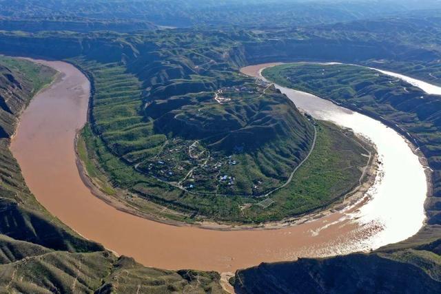 黄河下游已成地上悬河每年堆积4亿吨泥沙为何不挖走呢
