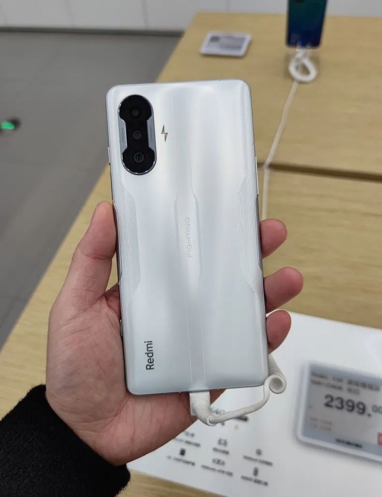 往期推荐【视频】小米11pro,ultra,青春版上手体验全网都在吹,到底有