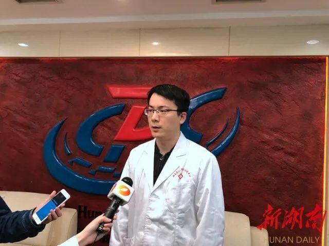 就疫情防控相关问题答记者问副科长,主管医师罗垲炜传染病预防控制科