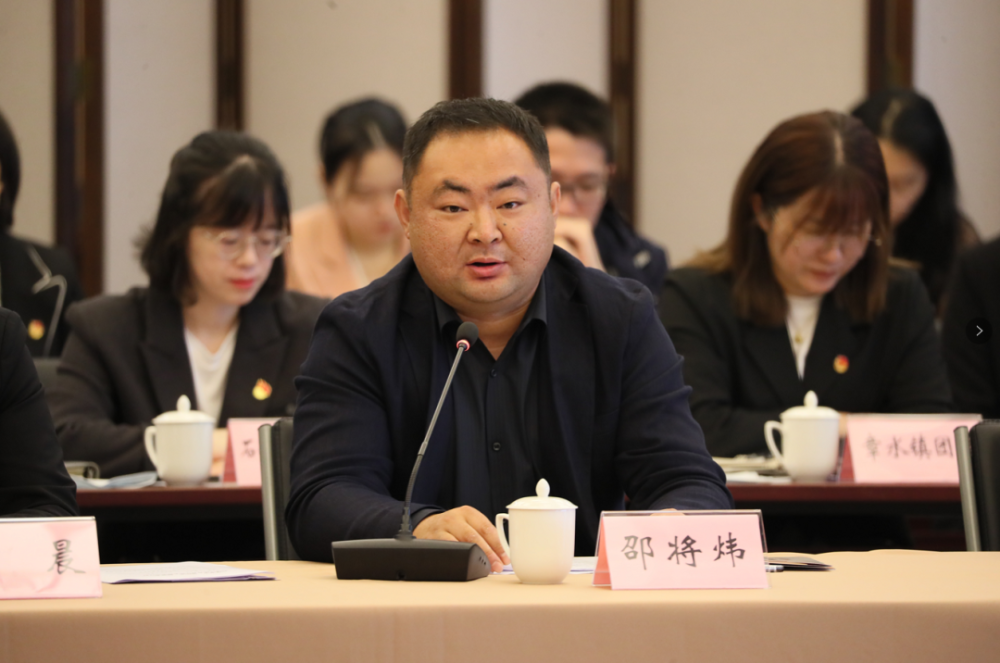 褚孟形青春力量展现海曙力量青年未来就是海曙未来