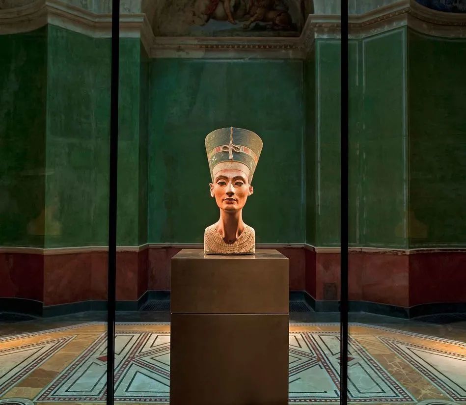 staatliche museen zu berlin - achim kleuker深入人心的纳芙蒂蒂