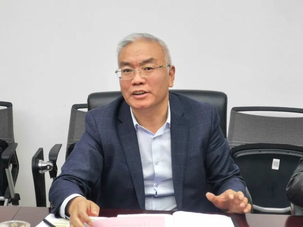 杨永明说,金塔县充分发挥区位优势和资源优势,在谋划产业发展,扩大