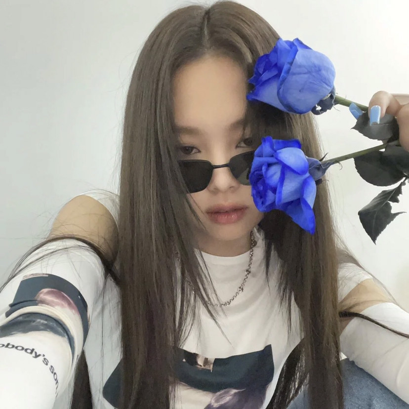 jennie头像谁用谁好看