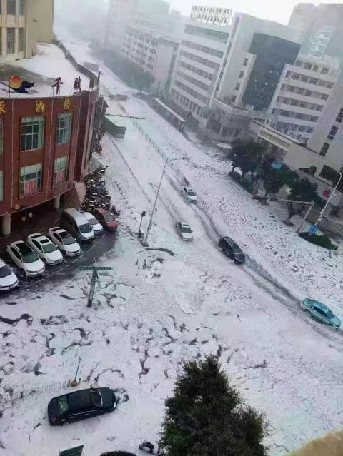 文山市冰雹图片