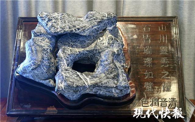 石头硬度排行_新疆发现一种石头,有着十分强烈的毒性,专家:比稀土还要珍贵