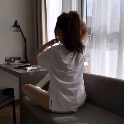 姐的文案丧到极致