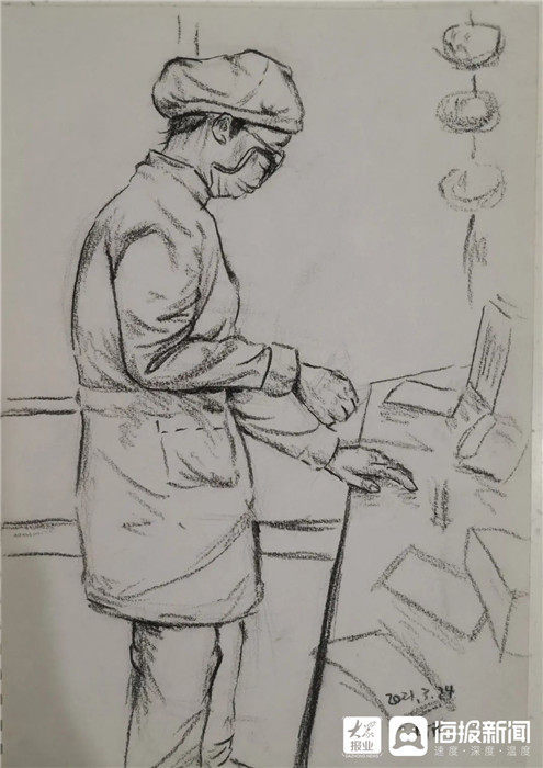 精神小伙妙笔生花素描记录河口区人民医院感人瞬间