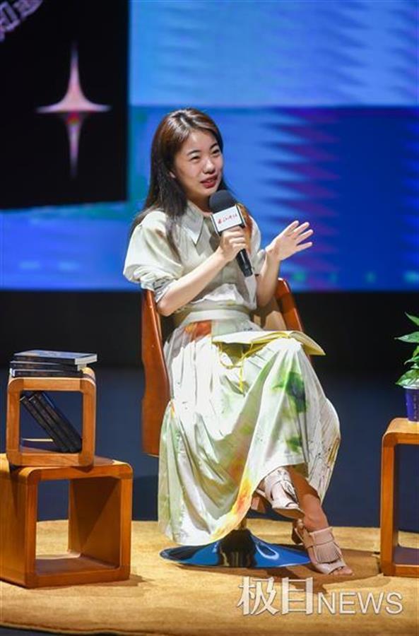 蒋方舟回汉开讲被粉丝包围我其实还挺向往婚姻的