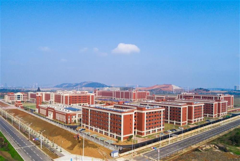 五年磨一剑,华一光谷分校铸造名校品牌_腾讯新闻