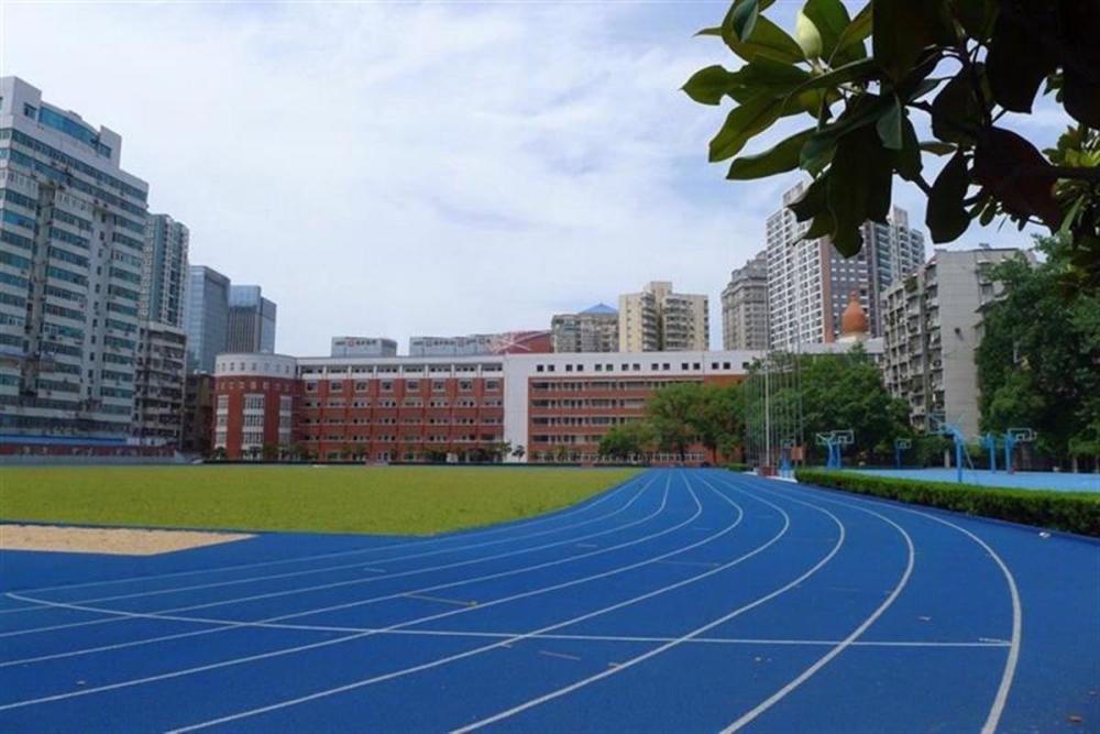 在水果湖高中有这样一群可爱的老师