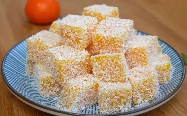 桔子糕桔子除了鲜美多汁以外,营养也是非常丰富的,桔子中含有丰富的