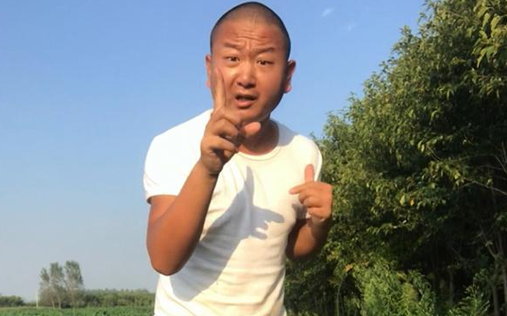 一场演出费要35万要求飞机接送住五星级酒店网友咋不上天