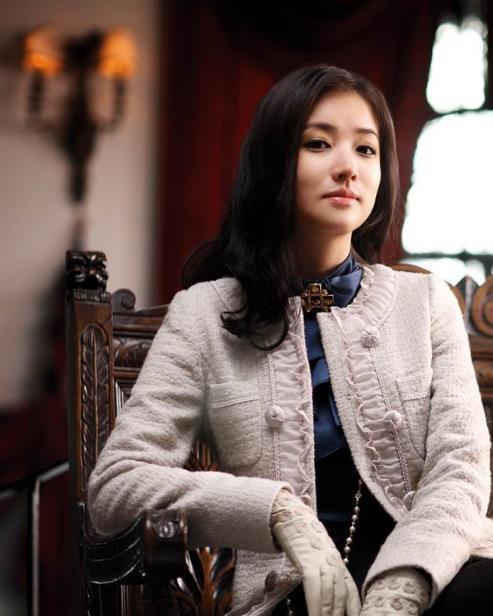 罗美七崔贞媛凭七公主红遍亚洲与白成铉传绯闻至今感情成谜