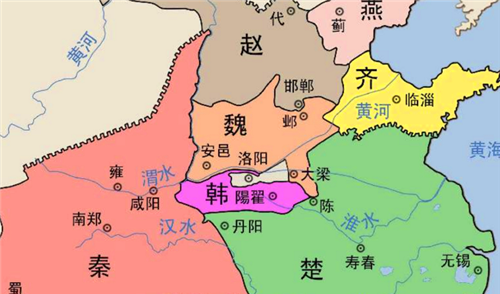 而秦国在公元前350年的商鞅变法之后,国力也是迅速强大,值得一提的是