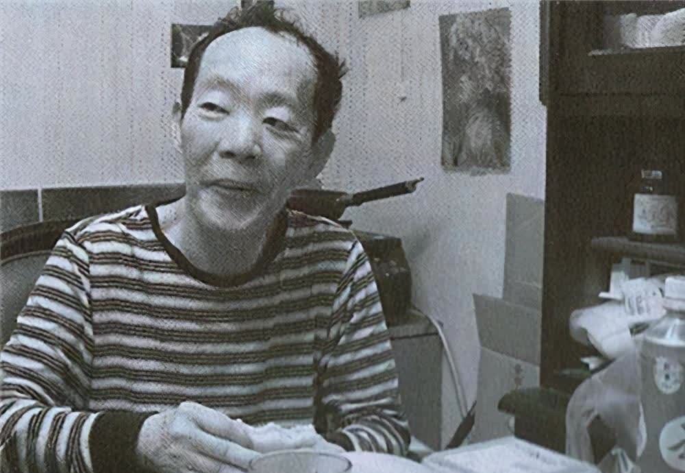 食人魔佐川一政:在法国吃掉一个女孩的他,却在日本成了偶像