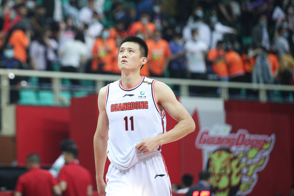 nba 加拿大媒体看轻中国男篮，在新闻发布会还闹出不少笑话！