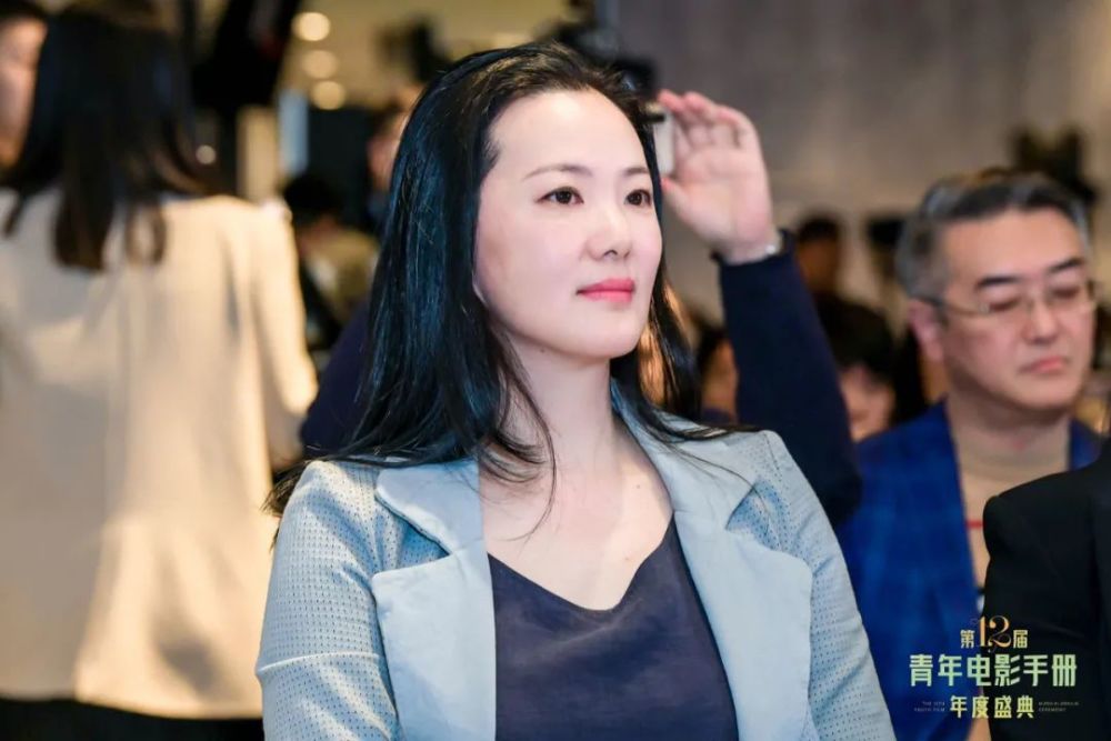 张艺谋与程青松首度握手青年电影手册年度盛典吸引了哪些大咖