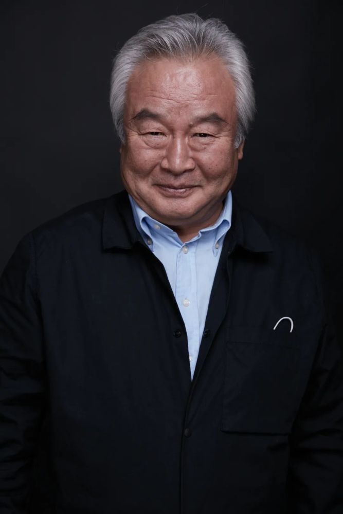 张艺谋与程青松首度握手青年电影手册年度盛典吸引了哪些大咖