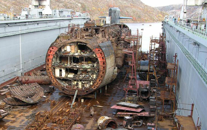 7枚鱼雷突然爆炸 118名海军命丧大海 美国欲援助却遭到拒绝 全网搜