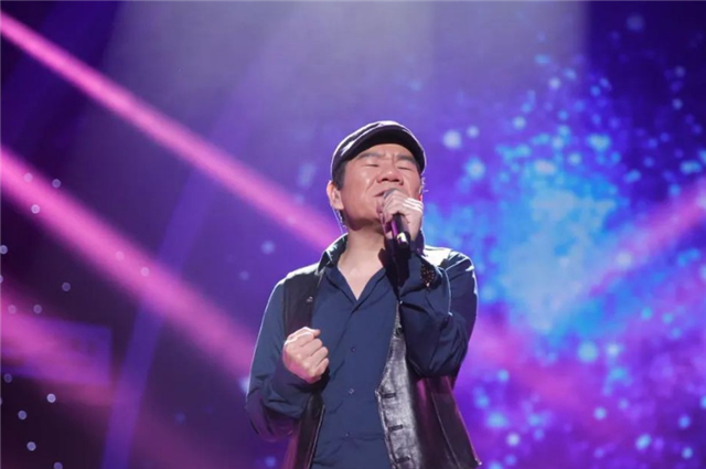 国内知名歌手突然官宣离婚与妻子已分居7年